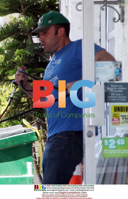 Ben Affleck inflates Lexus sedan