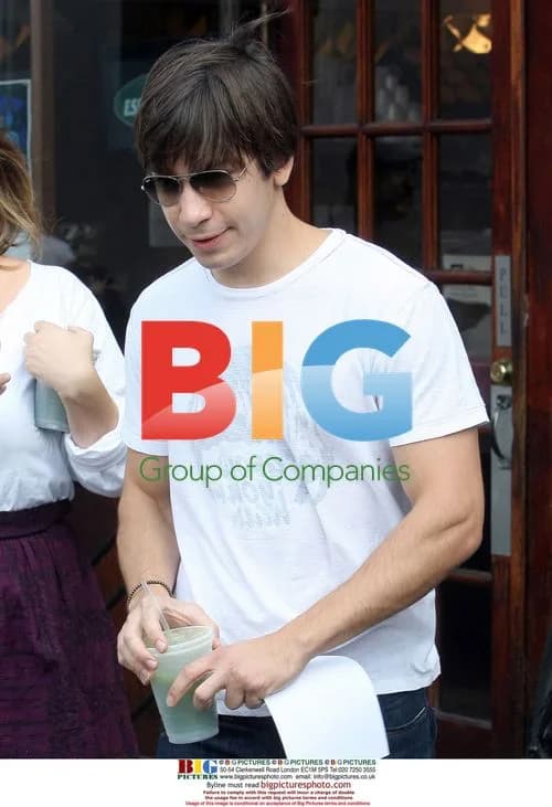 Justin Long filming 'Going the Distance' in NYC
