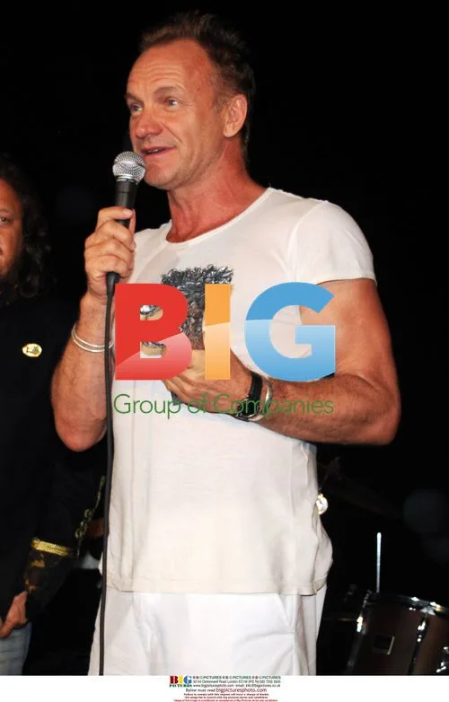 Sting receives William Walton Legend Award