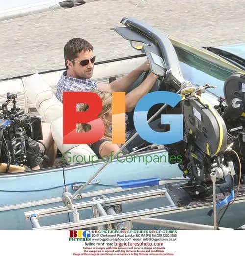 Jennifer Aniston and Gerard Butler on set of 'The Bounty'