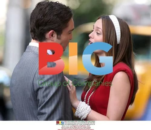 Ed Westwick and Leighton Meester on "Gossip Girl"
