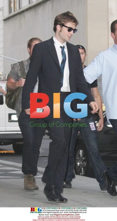 Robert Pattinson on 'Remember Me' set