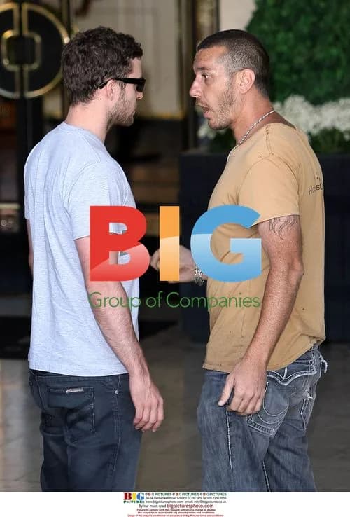 Justin Timberlake confronts photographer