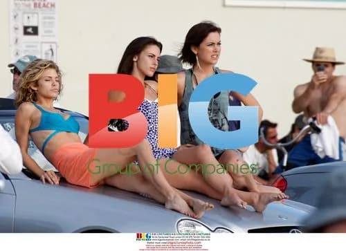 AnnaLynne McCord, Jessica Lowndes and Jessica Stroup on 90210 Set