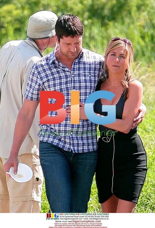 Jennifer Aniston and Gerard Butler on set of 'The Bounty'