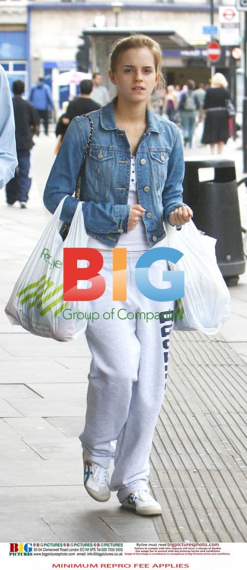 Emma Watson shopping with boyfriend