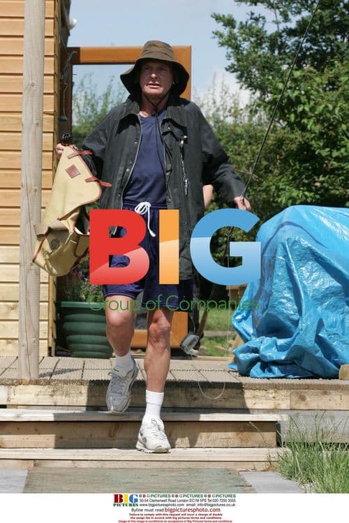 Paul Gascoigne and Jimmy Bellies Fly Fishing