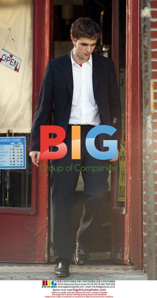 Robert Pattinson on 'Remember Me' Set