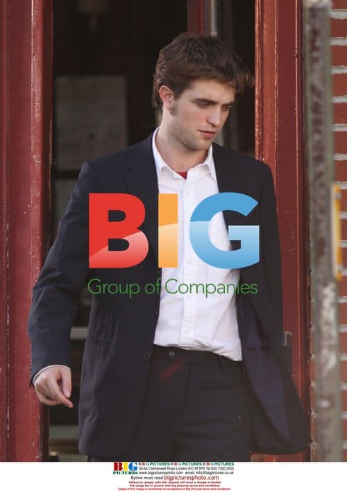 Robert Pattinson on 'Remember Me' set