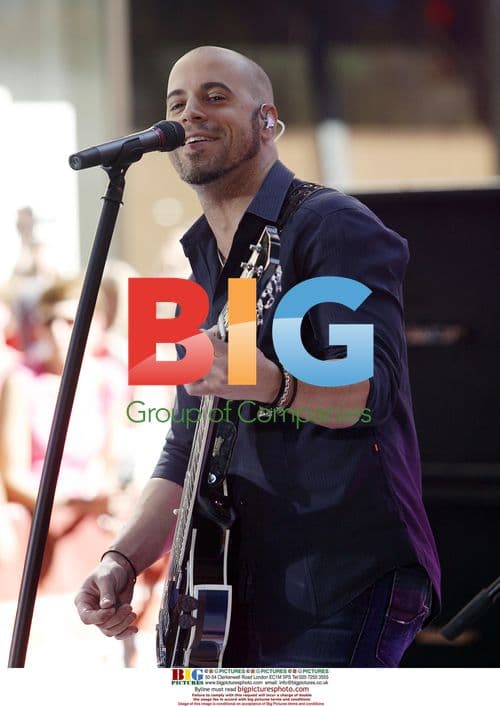 Chris Daughtry Performs on Today Show