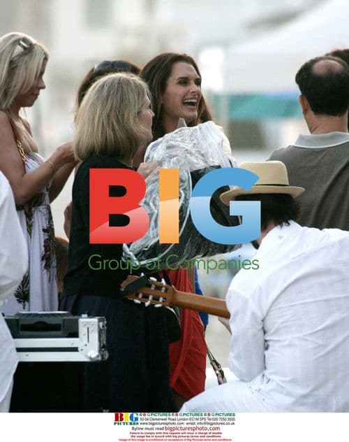 Brooke Shields Hosts Malibu Charity Event