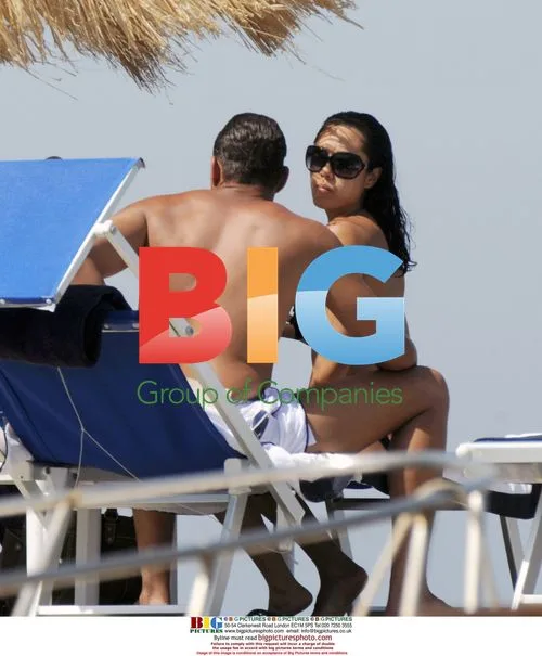 Terence Howard with family on Ischia beach