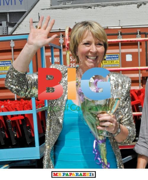 Fern Britton and Phil Vickery leaving This Morning studios