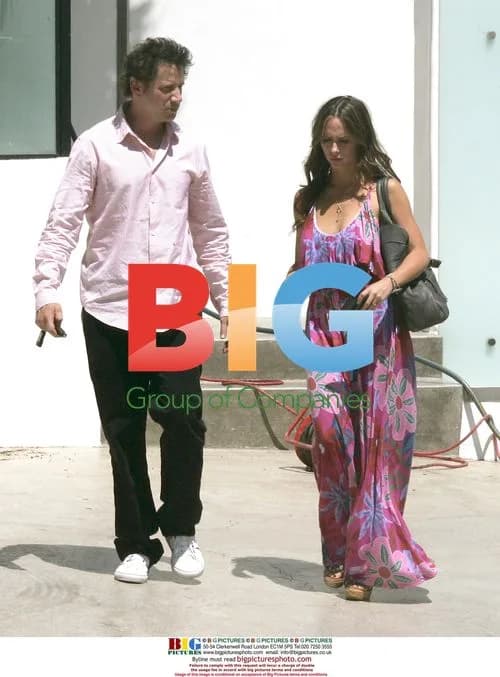 Jennifer Love Hewitt leaves boyfriend's home