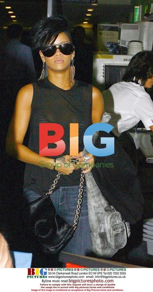 Rihanna Leaves Da Silvano Restaurant