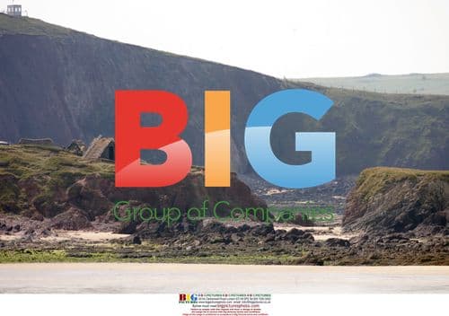 Russell Crowe filming Robin Hood at Pembrokeshire beach