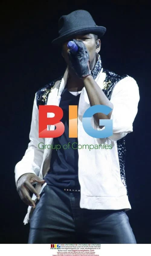 Ne-Yo Performs in Liverpool