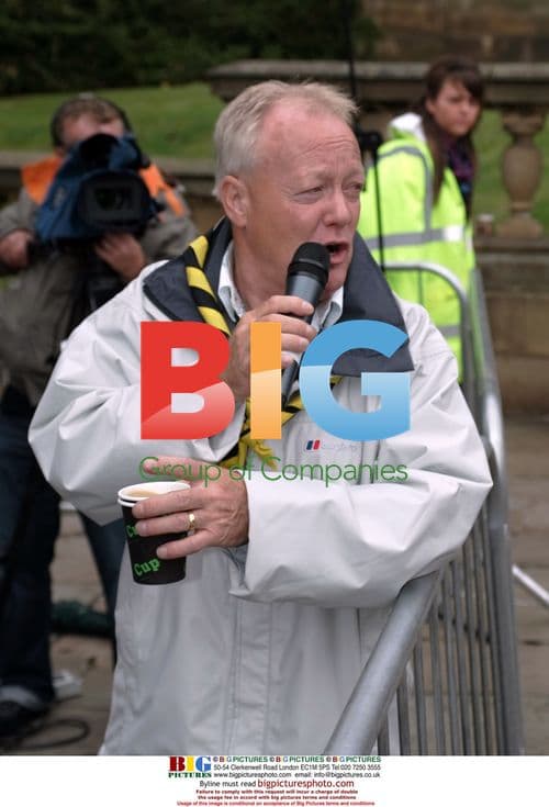 Volunteers in 'Claire House' Tunnel Charity Walk