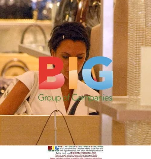 Victoria Beckham Shopping in LA