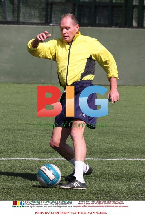 Paul Gascoigne and Peter Beardsley Train for Trophy Game