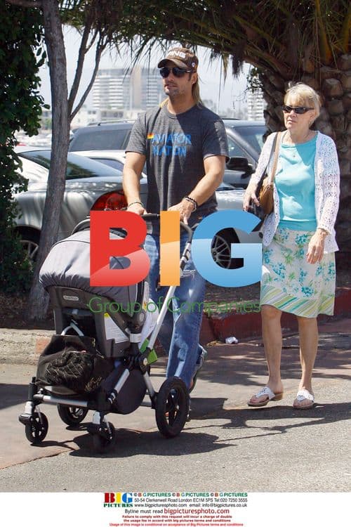 Josh Holloway shares diaper duty with wife