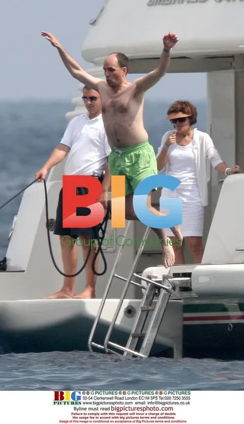 Dr. Phil on Yacht in France