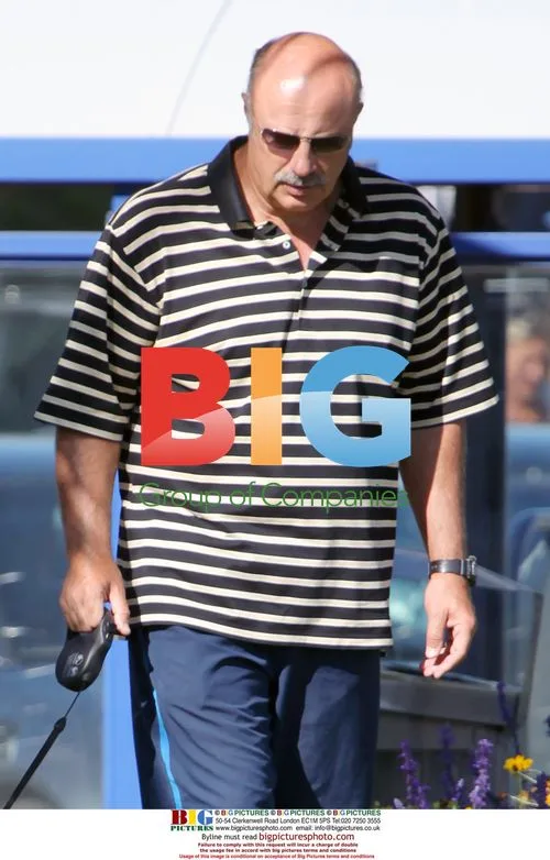 Dr. Phil Relaxes and Vacations on Yacht