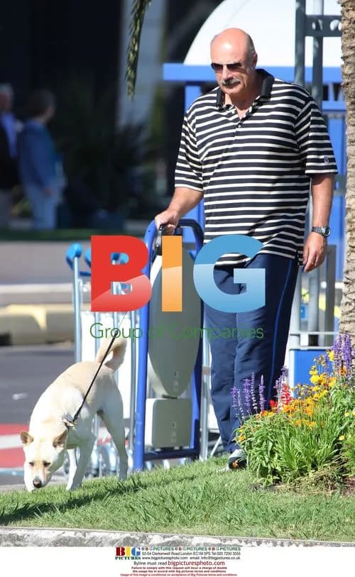 Dr. Phil on holiday in France