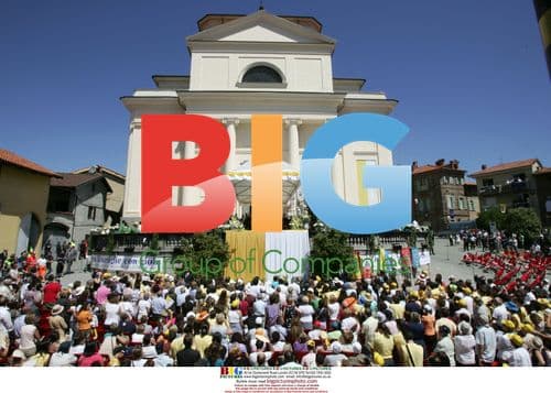 Pope Benedict XVI Blesses Faithful