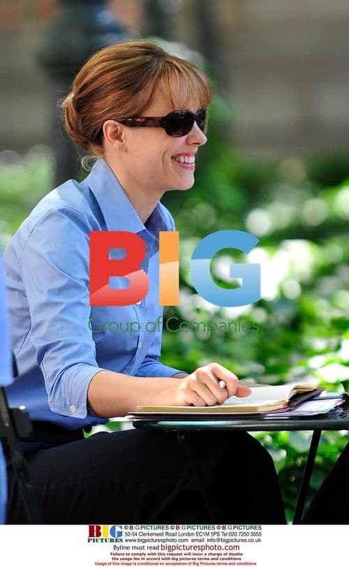 Actress Rachel McAdams on set in Bryant Park, NYC