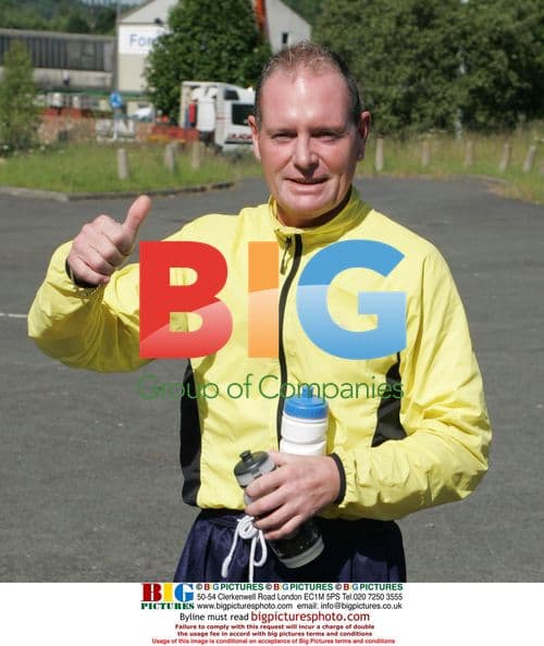 Paul Gascoigne and Peter Beardsley Training