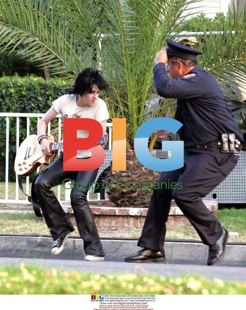 Kristen Stewart films 'The Runaways' in LA