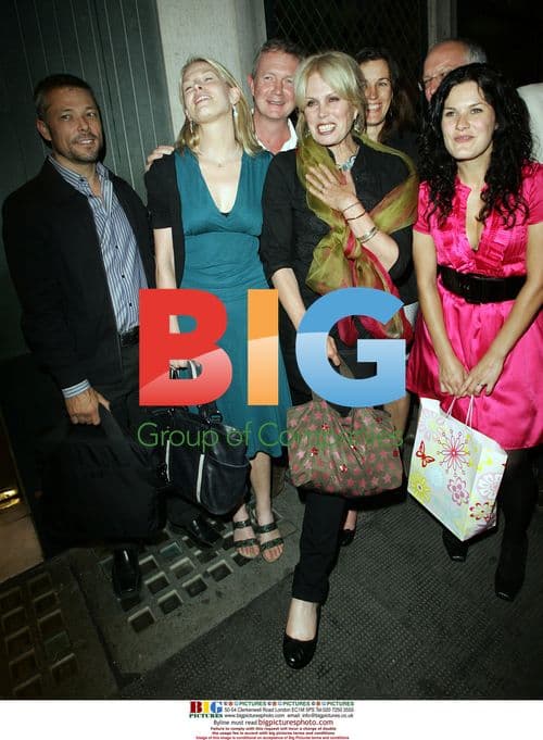 Joanna Lumley leaves The Ivy