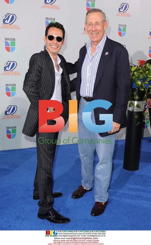 Marc Anthony and Stephen Ross at Premios Juventud