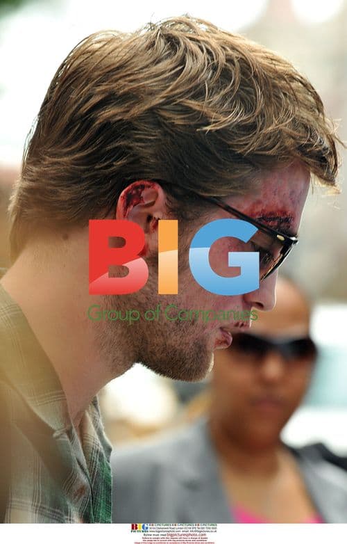 Robert Pattinson on 'Remember Me' set