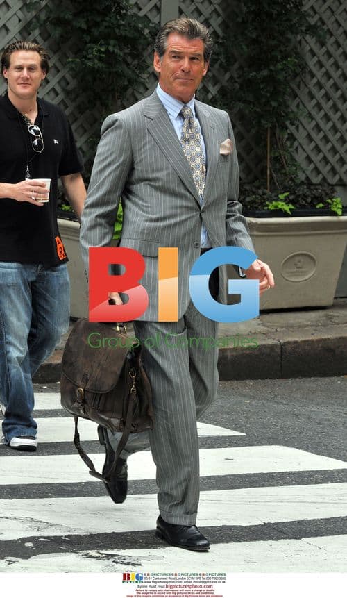 Pierce Brosnan on set of 'Remember Me'