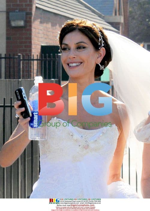 Teri Hatcher on 'Desperate Housewives' set