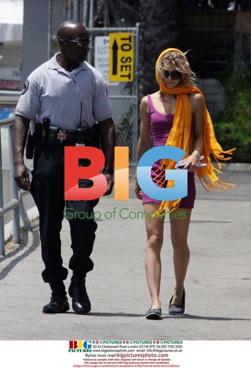 90210 Cast Filming on Yacht