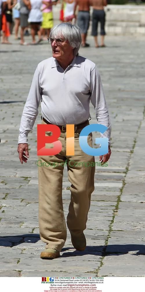 Bernie Ecclestone relaxes on yacht in Hvar