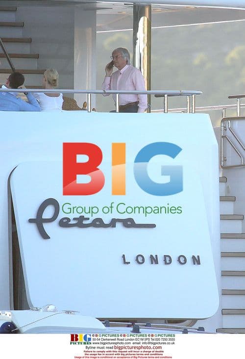 Bernie Ecclestone relaxes on yacht in Hvar