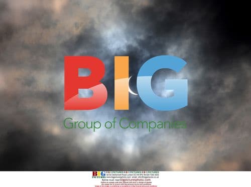 Bright solar halo during lunar eclipse