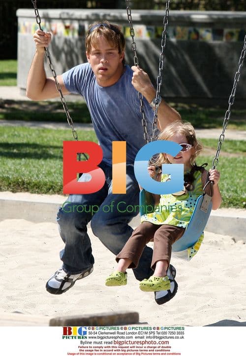 Larry Birkhead and Dannielynn at park