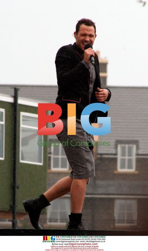 Will Young performs at T4 On The Beach