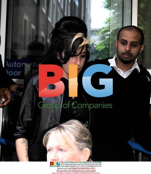 Singer Amy Winehouse leaving London court