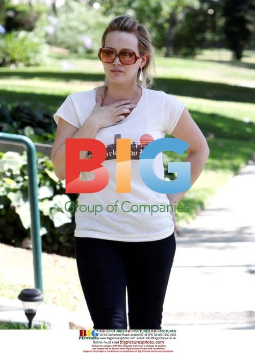 Hilary Duff Spotted Heading to Acting Class