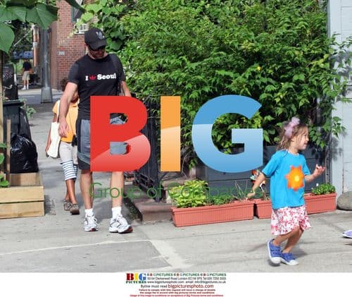 Hugh Jackman with kids in NYC