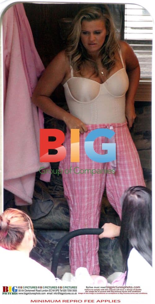 Kerry Katona Leaves Trailer, Upset on Set