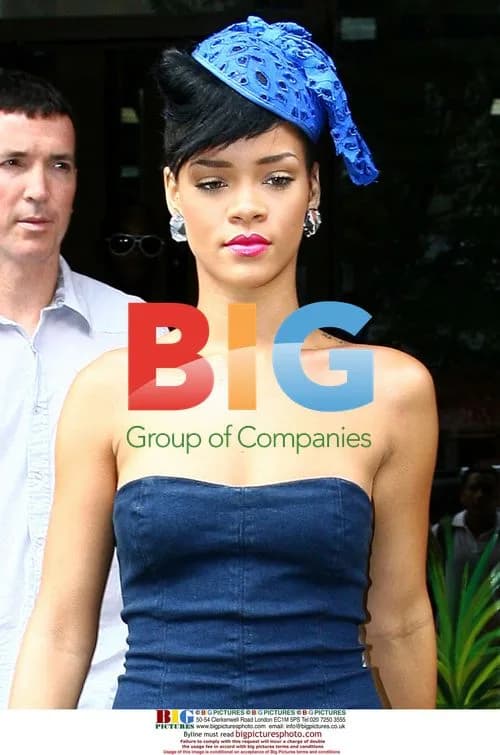 Rihanna Out and About in NYC