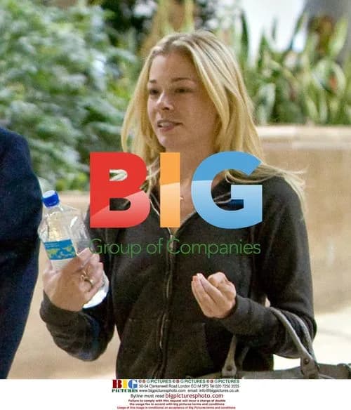 LeAnn Rimes at LAX After Split