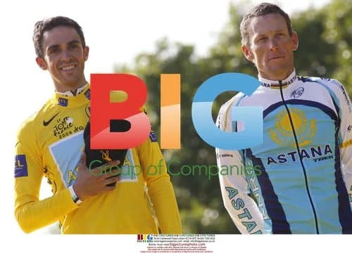 Armstrong and Contador on Paris Tour de France Podium